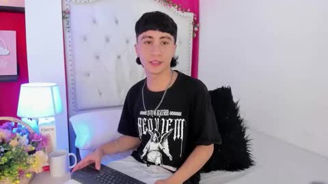 Snapshot of xaandergrey chatting on 12-03-25, 07:34 xaanderGrey online show from 12-03-25, 07:34