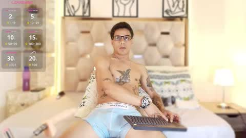 Snapshot of xabier_583 chatting on 12-20-25, 09:00 xabier online show from 12-20-25, 09:00