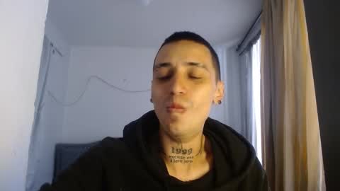 xalejo_max online show from 09-25-25, 04:21