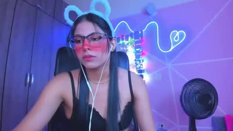 XALLYSONX online show from 02-11-25, 02:35