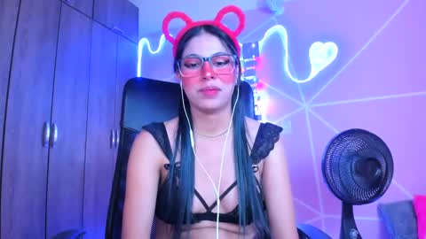 XALLYSONX online show from 02-12-25, 05:26