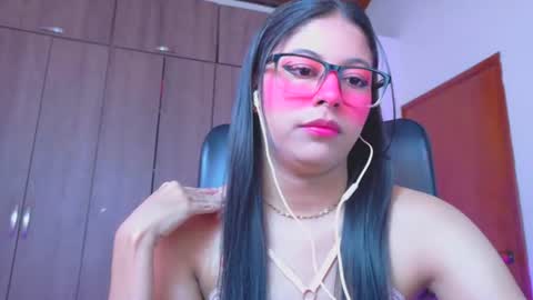 Snapshot of xallysonx_ chatting on 06-27-26, 11:59 XALLYSONX online show from 06-27-26, 11:59