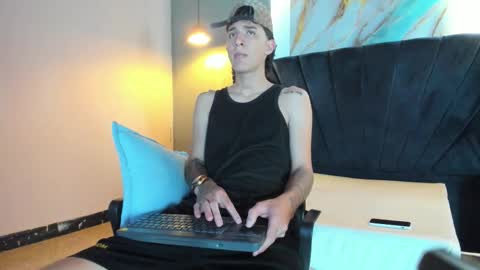 XANDER online show from 01-17-26, 07:50