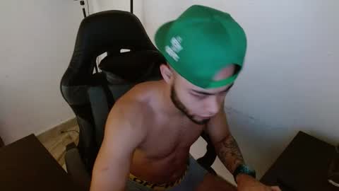 Xanderstone online show from 02-05-26, 03:49