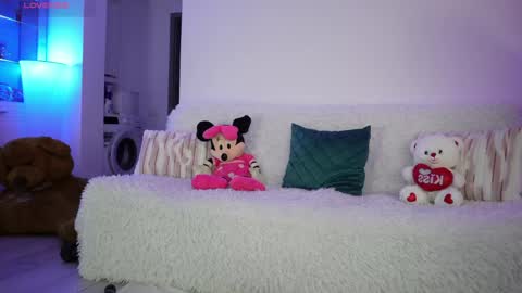 Snapshot of xandrabae chatting on 05-15-26, 10:50 Alexandra online show from 05-15-26, 10:50