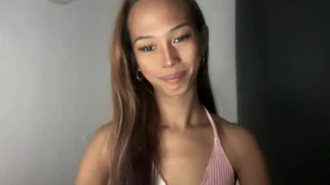 Cassandra online show from 11-21-25, 05:22