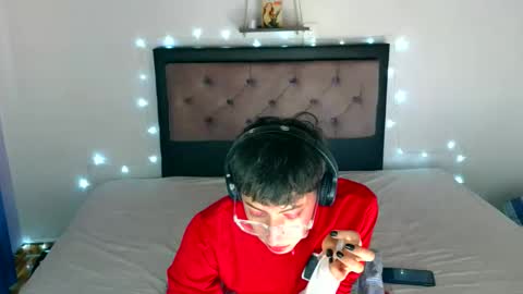 Snapshot of xangel__dustx chatting on 01-06-26, 01:37 xangel__dustx online show from 01-06-26, 01:37