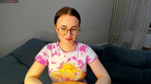 Alice online show from 04-25-26, 02:25
