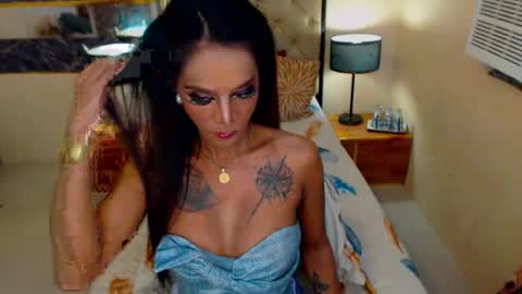 Snapshot of xasianm0nstr0uscumx chatting on 02-06-25, 08:18 THALIA MOUNT online show from 02-06-25, 08:18