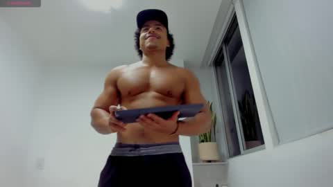 Xavier online show from 11-05-25, 01:05