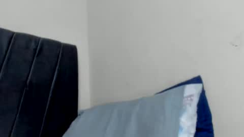 Snapshot of xavier_days chatting on 12-18-24, 03:55 sebas online show from 12-18-24, 03:55