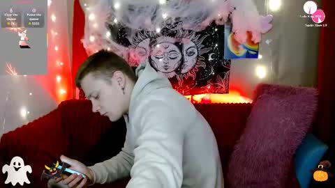 xavier_night81 online show from 11-04-25, 08:46