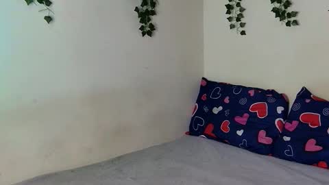 Snapshot of xayahnds chatting on 11-05-25, 11:16 XAYAH online show from 11-05-25, 11:16