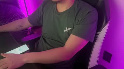 Snapshot of xburst chatting on 02-18-25, 12:48 xburst online show from 02-18-25, 12:48