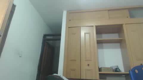Snapshot of xdonvictor chatting on 12-19-24, 02:56 Victor online show from 12-19-24, 02:56