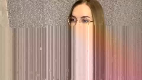 Snapshot of xelindria chatting on 12-17-25, 02:39 Helen online show from 12-17-25, 02:39