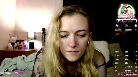 Snapshot of xelliee_rosex chatting on 12-23-24, 05:06 EllieeRose online show from 12-23-24, 05:06