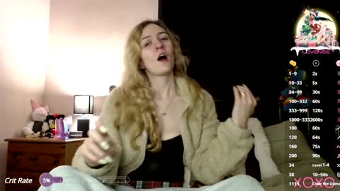 Snapshot of xelliee_rosex chatting on 01-06-25, 02:36 EllieeRose online show from 01-06-25, 02:36