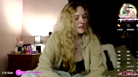 Snapshot of xelliee_rosex chatting on 01-07-25, 01:49 EllieeRose online show from 01-07-25, 01:49
