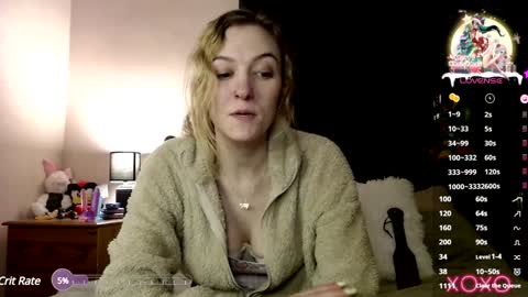 Snapshot of xelliee_rosex chatting on 01-12-25, 02:09 EllieeRose online show from 01-12-25, 02:09