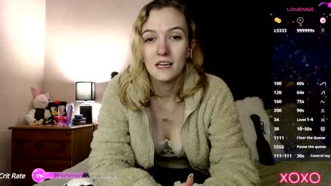 Snapshot of xelliee_rosex chatting on 01-14-25, 01:58 EllieeRose online show from 01-14-25, 01:58