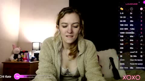 Snapshot of xelliee_rosex chatting on 01-14-25, 05:19 EllieeRose online show from 01-14-25, 05:19