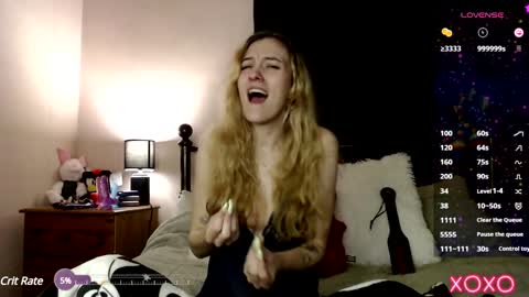 Snapshot of xelliee_rosex chatting on 01-25-25, 05:07 EllieeRose online show from 01-25-25, 05:07