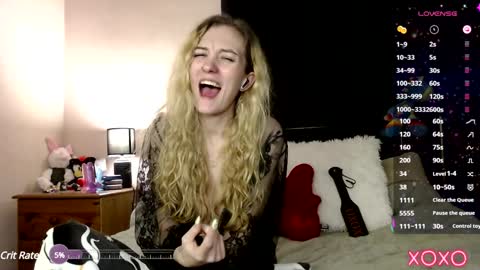 Snapshot of xelliee_rosex chatting on 02-02-25, 09:08 EllieeRose online show from 02-02-25, 09:08