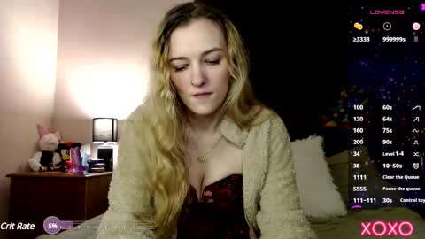 Snapshot of xelliee_rosex chatting on 02-15-25, 11:36 EllieeRose online show from 02-15-25, 11:36