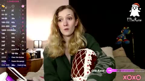 Snapshot of xelliee_rosex chatting on 12-04-25, 09:01 EllieeRose online show from 12-04-25, 09:01