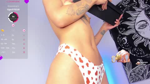 Kanae. online show from 12-06-24, 04:36