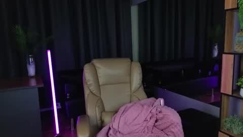 Ann online show from 11-11-25, 08:31