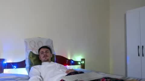 Snapshot of xfallen_angelxx chatting on 12-16-25, 02:05 xfallen_angelxx online show from 12-16-25, 02:05