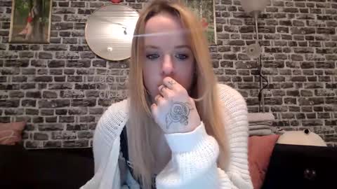 Snapshot of xhotmilf87x chatting on 02-01-26, 09:57 Milfi online show from 02-01-26, 09:57