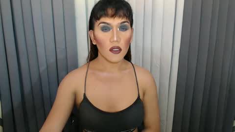 Snapshot of xhugejerkingtransx chatting on 12-15-24, 12:06 GWEN THOMPSON ....... online show from 12-15-24, 12:06