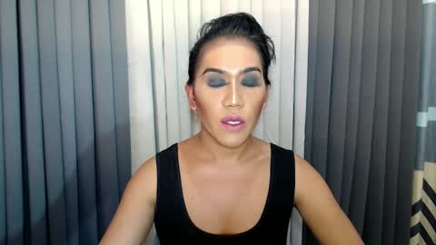 Snapshot of xhugejerkingtransx chatting on 02-03-25, 12:15 GWEN THOMPSON ....... online show from 02-03-25, 12:15