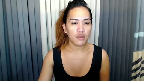 Snapshot of xhugejerkingtransx chatting on 02-14-25, 01:02 GWEN THOMPSON ....... online show from 02-14-25, 01:02