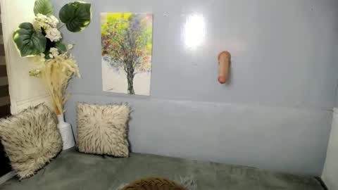 Snapshot of xhugejerkingtransx chatting on 03-09-25, 12:00 GWEN THOMPSON ....... online show from 03-09-25, 12:00