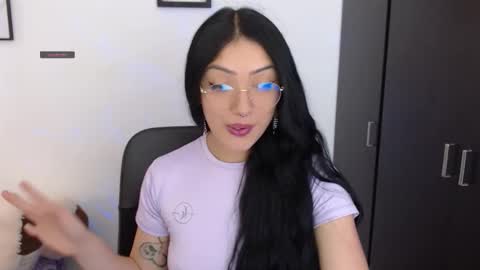 Xia online show from 11-20-25, 05:56