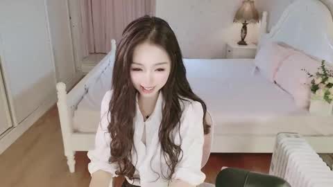 Snapshot of xiaoyu_ko chatting on 11-18-25, 01:26 xiaoyu ko online show from 11-18-25, 01:26