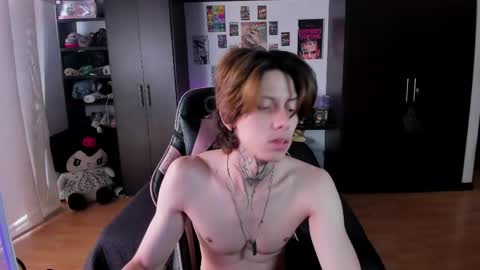 xIce Boy online show from 04-13-26, 01:05