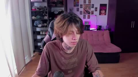 xIce Boy online show from 04-20-26, 06:31