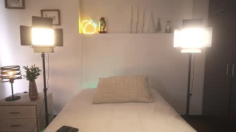 Snapshot of ximena_cortez3 chatting on 11-16-25, 03:28 Ximena cortez online show from 11-16-25, 03:28