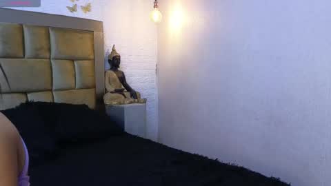 ximena online show from 10-10-25, 08:08