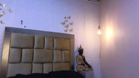 Snapshot of ximenawilliamss chatting on 01-18-26, 10:24 ximena online show from 01-18-26, 10:24