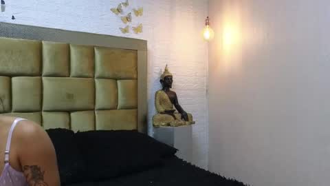 Snapshot of ximenawilliamss chatting on 02-22-26, 12:23 ximena online show from 02-22-26, 12:23