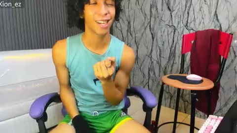 Snapshot of xion_ez chatting on 05-15-26, 07:43 xion_ez online show from 05-15-26, 07:43