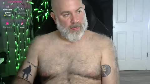 Snapshot of xjohnniex77 chatting on 01-15-26, 01:10 MrSlowBurn77 online show from 01-15-26, 01:10