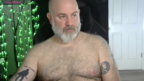 Snapshot of xjohnniex77 chatting on 02-05-26, 11:53 MrSlowBurn77 online show from 02-05-26, 11:53