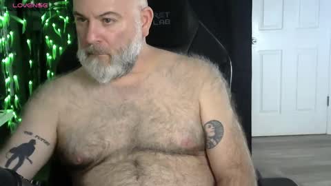 Snapshot of xjohnniex77 chatting on 02-08-26, 04:27 MrSlowBurn77 online show from 02-08-26, 04:27